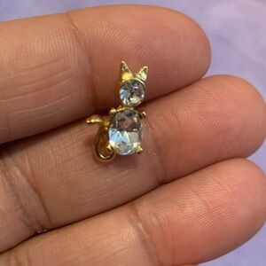 Elegant Crystal Cat Brooch Pin